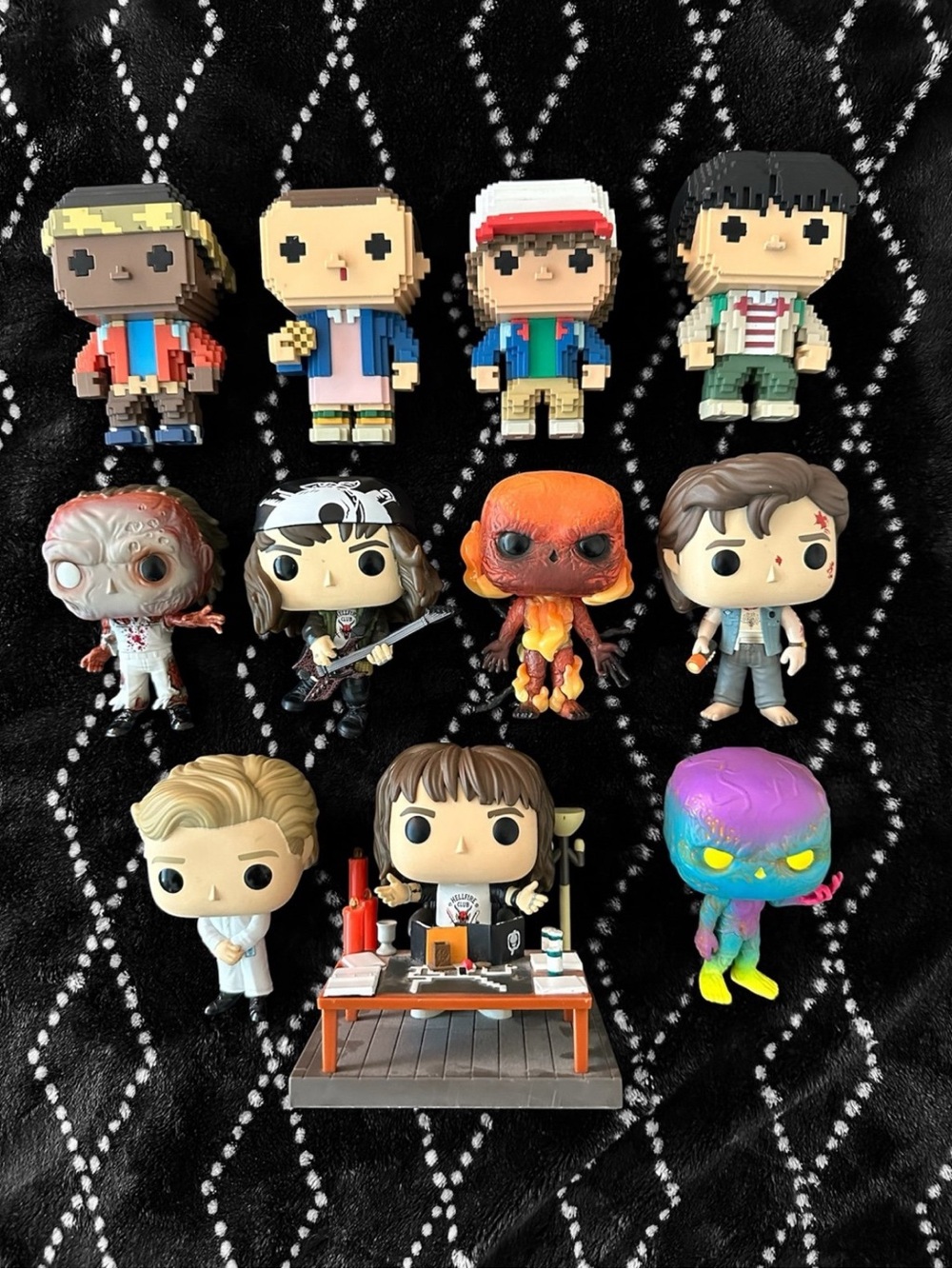 Stranger Things funko pop lot (11)